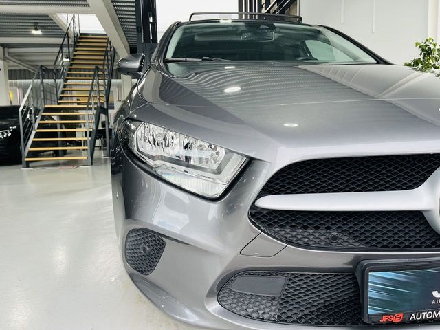 Mercedes Clase A 180 Sedán 1.5 DCI 115 CV