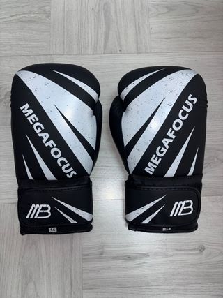 Guantes de Boxeo Megafocus Negros y Rosas