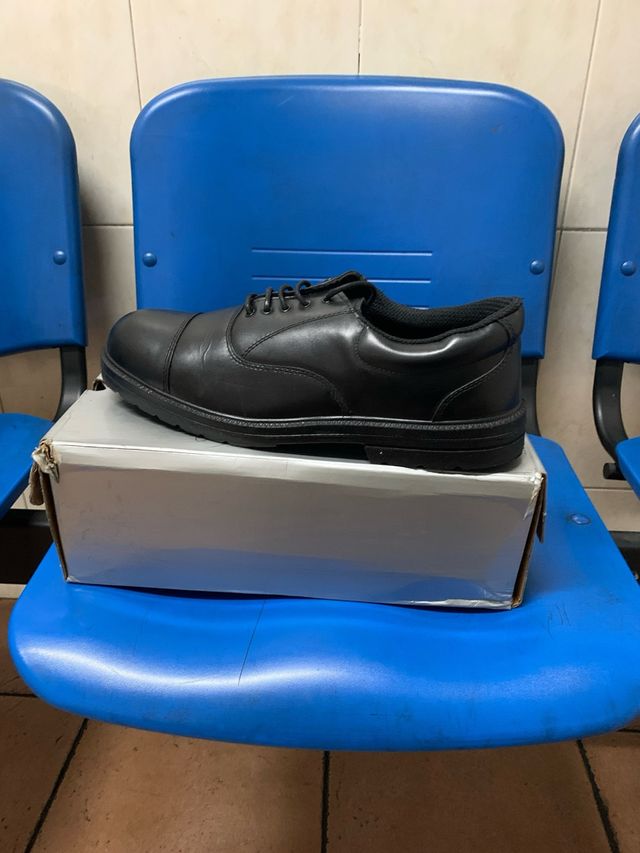 Zapatos de seguridad negros