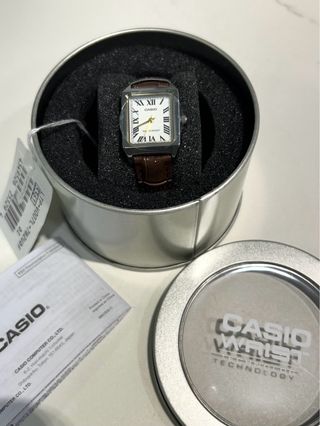 Reloj Casio Vintage Cuadrado Marrón