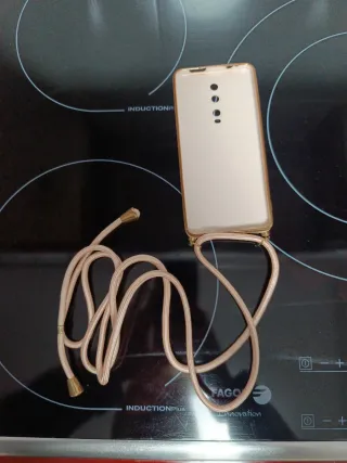 Custodia Xiaomi Mi 9T con cordino