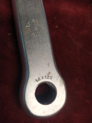 Juego Platos y Bielas Solida .