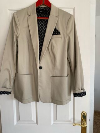 Americana Mango talla 42