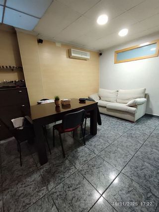 Oficina en venta en El Castell en Burjassot