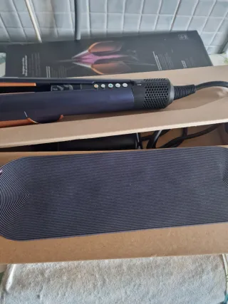 Piastra ad aria calda blu e oro