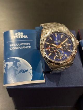 Reloj Festina Cronógrafo Azul y Plateado