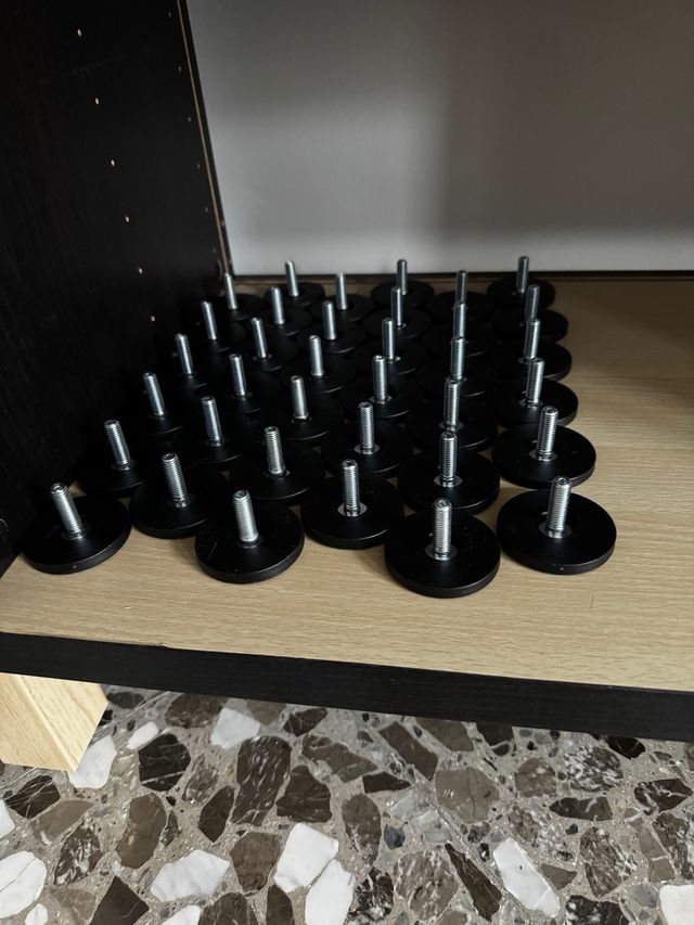 Piedini per Besta Ikea