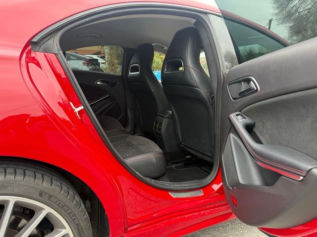 Mercedes-Benz Clase CLA 2018