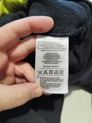 Felpa Adidas con cappuccio nera e gialla