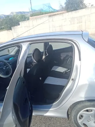 Peugeot 206 1998