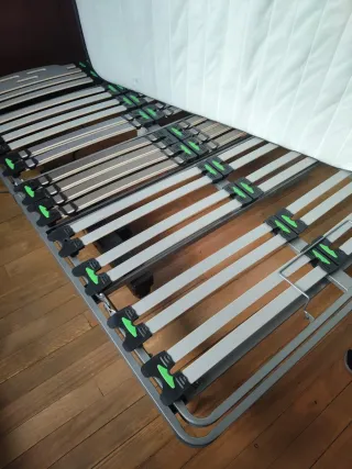 Cama eléctrica 135 con barandilla de seguridad reb