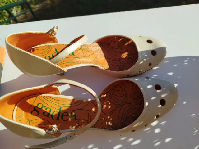 Zapatos tacón piel beige made in Spain