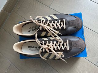 Sneakers Adidas Marroni e Beige Worn once