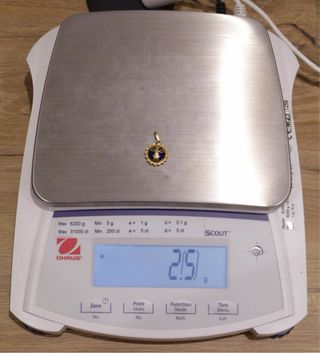 COLGANTE SOL, ORO 18K/2.5g