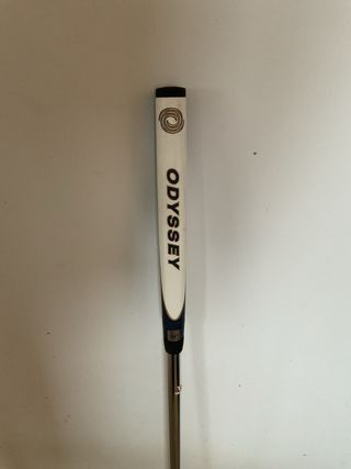 Putter odyssey one T wide milled.