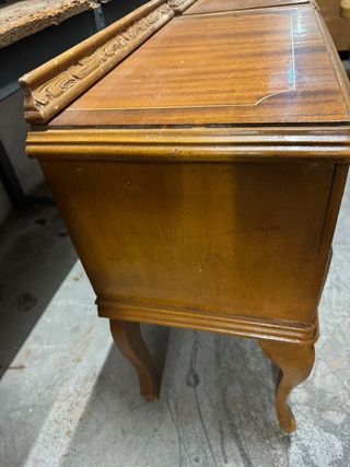 Pareja mesitas de noche antiguas de madera