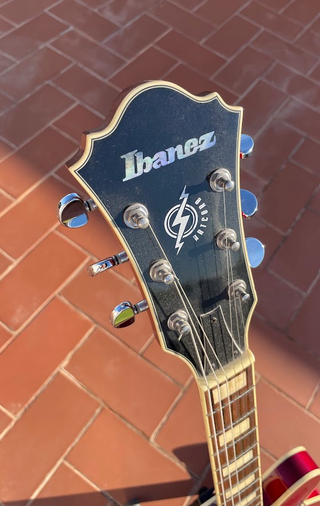 Guitarra Ibanez Roja + Funda