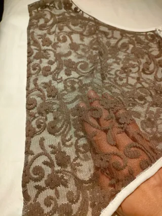 Vestido mini encaje marrón y blanco