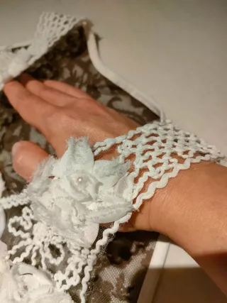 Vestido mini encaje marrón y blanco