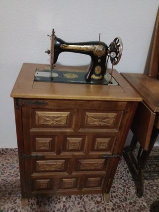 Máquina de coser antigua Singer