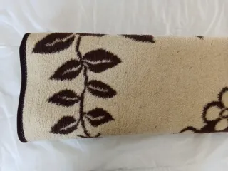 Manta de gran calidad marrón y beige