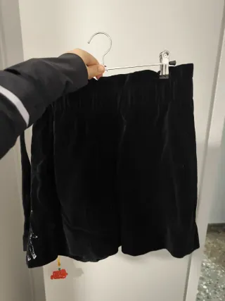 Falda pantalón Zara terciopelo bordada T.XS