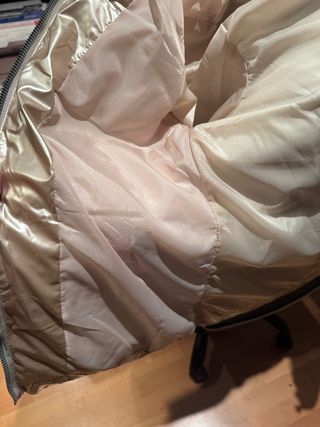 Anorak Moncler Dorado Talla M poco uso