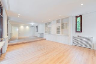 Chalet en alquiler en Piovera - Conde Orgaz en Madrid