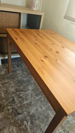 Mesa de madera Ikea
