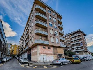 Local comercial en venta en Centro en Torrelavega