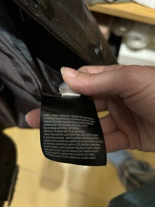 Chaqueta de piel marrón