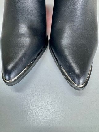 Stivaletti tacco alto punta metallo