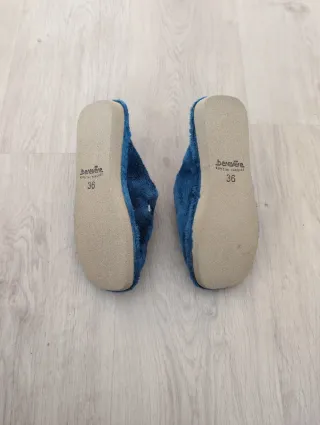 Zapatillas casa estrellas talla 36