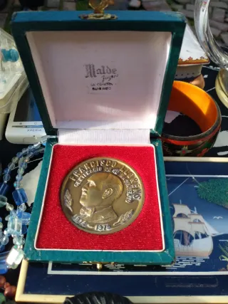 Medalla Francisco Llorens 1874-1914