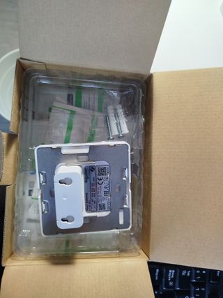 Schneider Wiser Hub (entrega en mano)