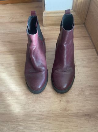 Botines cuero granate talla 39