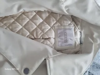 Giacca Guess beige con pelliccia