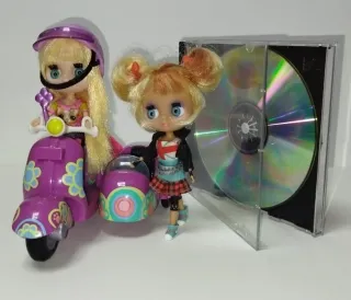 2 muñecas Pet Shops con Moto y Sidecar