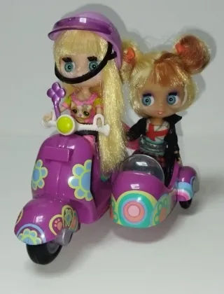 2 muñecas Pet Shops con Moto y Sidecar