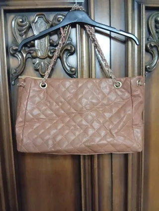 Borsa moda trapuntata con manico a catena