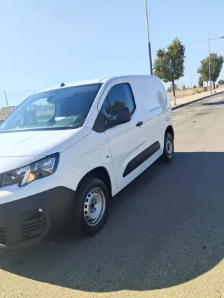 Peugeot Partner 2020