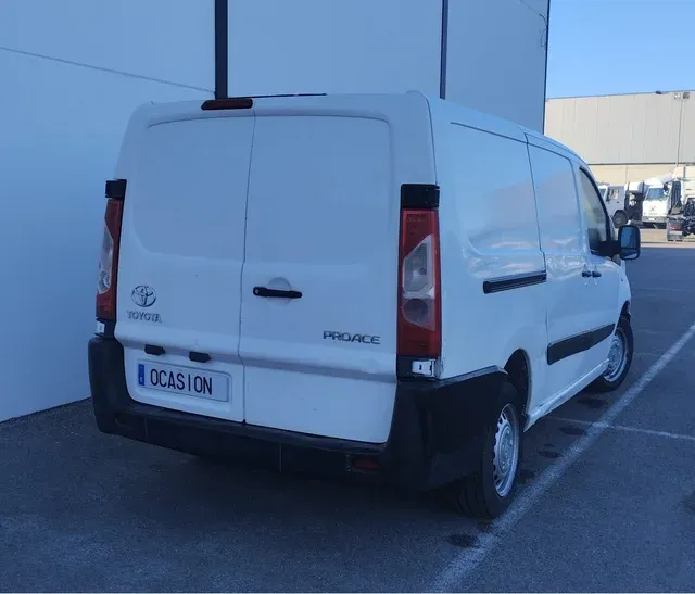 Toyota Proace 2015