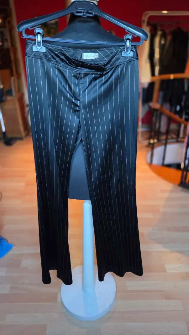 Pantalón raya diplomática negro