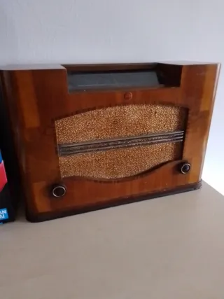 Radio a valvole Philips S.A.I. n.166