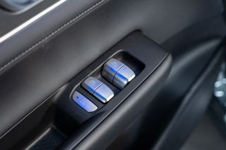 Ebro S800 1.6 TGDI Luxury 7 DCT