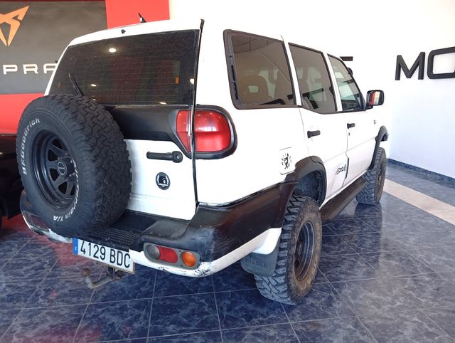 NISSAN TERRANO II 2.7TDI / 125CV Turbo 4x4 / 2000