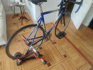 Rodillo Elite Wireless + Bici Mendiz Status t-M