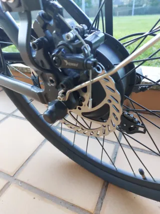 Bicicleta Eléctrica Negra