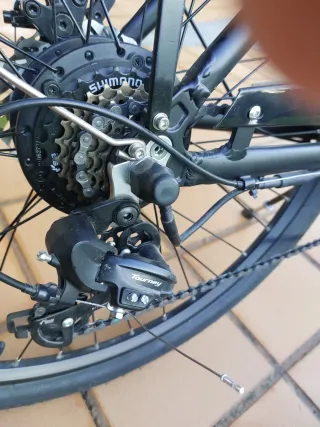 Bicicleta Eléctrica Negra