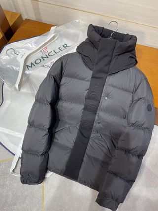 Chaquta moncler